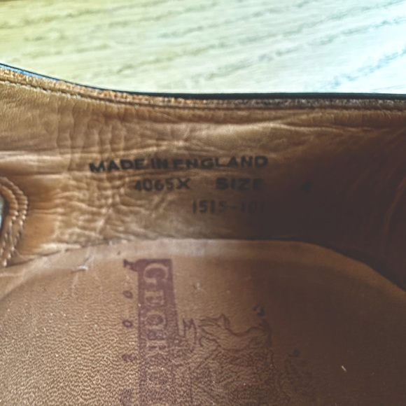 ♻️DONATED DEC. 2023♻️ 
George Cox pointed toe patent leather oxford - Picture 13 of 13